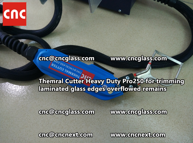 Hot knife heating cutter trimming laminated glass edges (41)