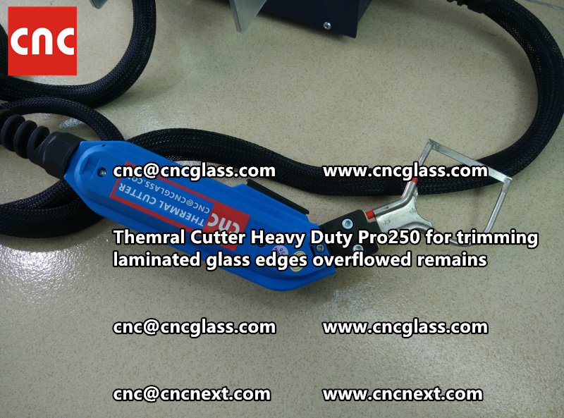 Hot knife heating cutter trimming laminated glass edges (46)