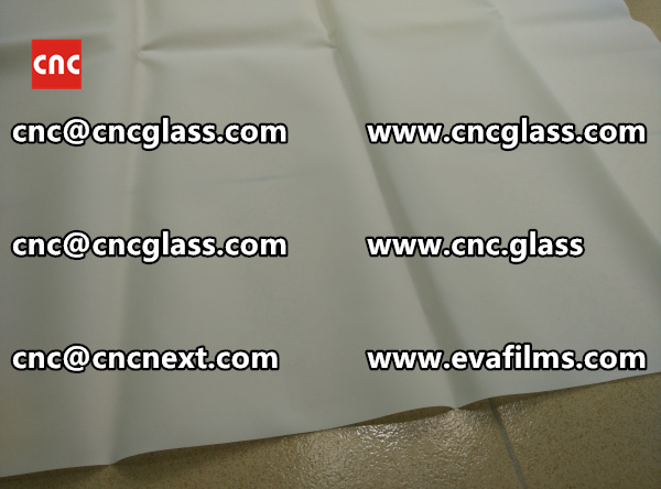 Laminated safety glass EVA-based densely cross-linked interlayer (1)