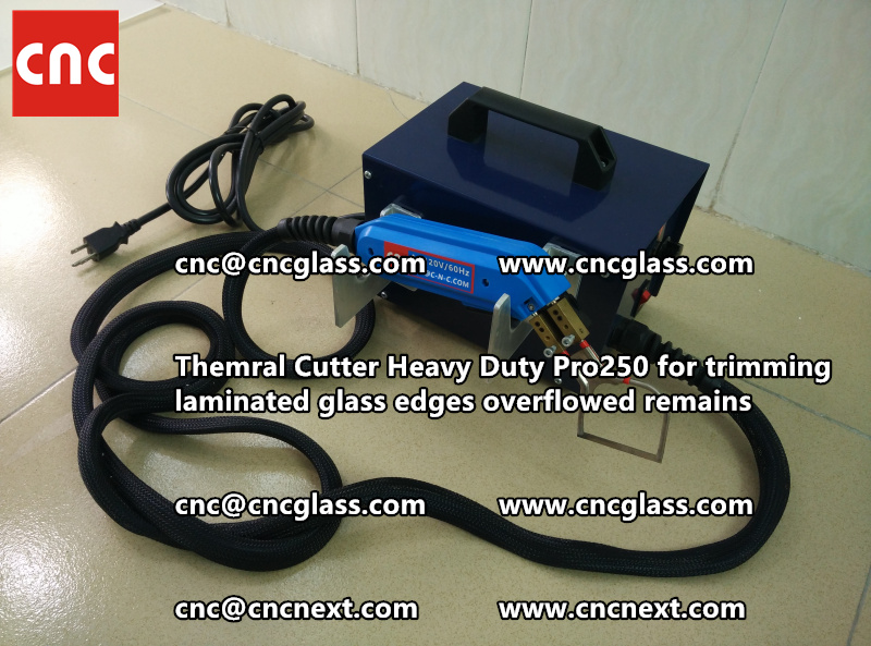 Hot knife heating cutter trimming laminated glass edges (102)