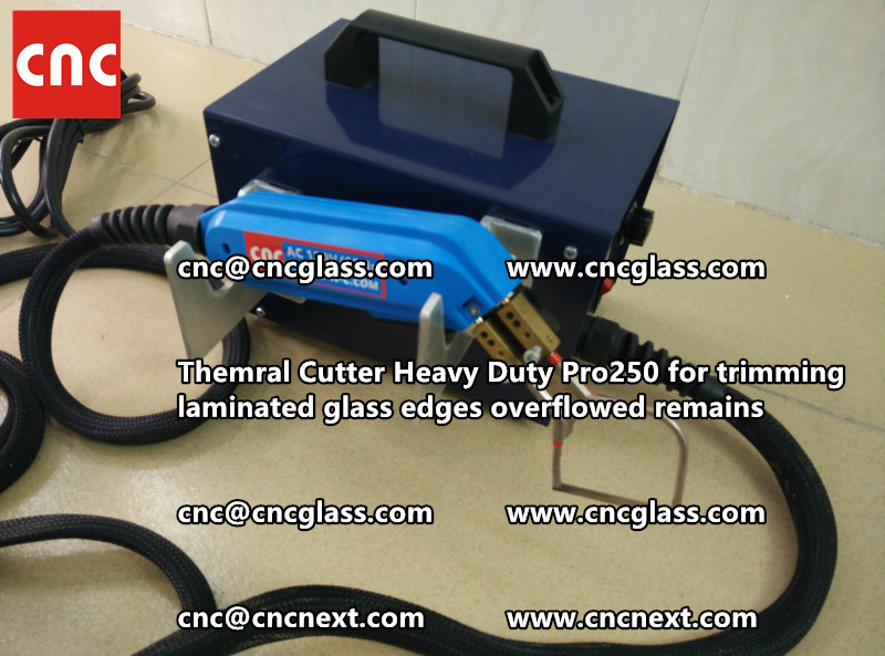Hot knife heating cutter trimming laminated glass edges (70)